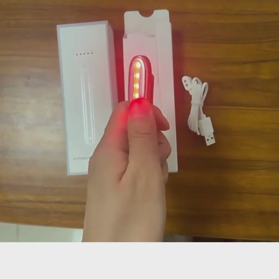 RedGlow Stick – Rotes LED-Lichtgerät gegen Falten & schlaffe Haut