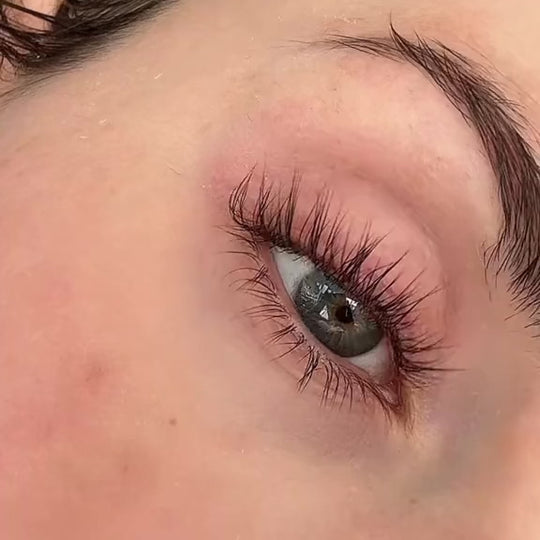 Wimpernserum BloomLash – Pflegendes Wimpernserum für volle, schöne Wimpern